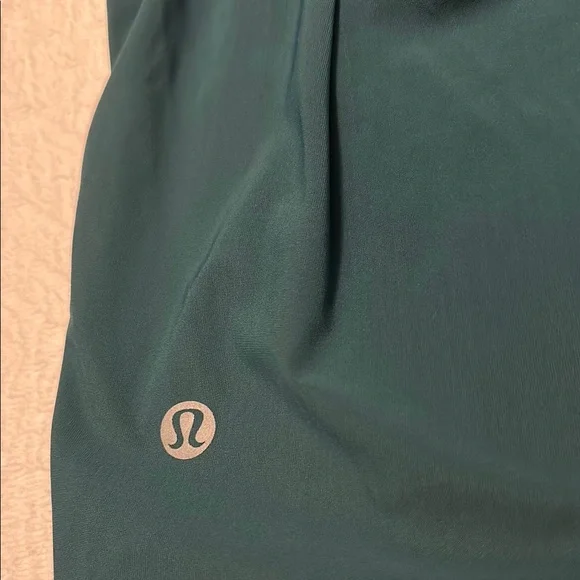 Lululemon Athletica Green Sleeveless Crop Muscle Tee - Picture 3 of 3